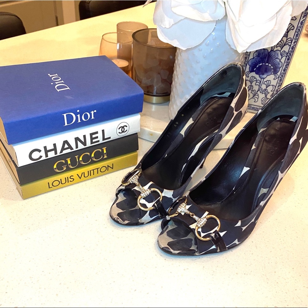 Gucci Horsebit Hollywood Satin Heels B&W